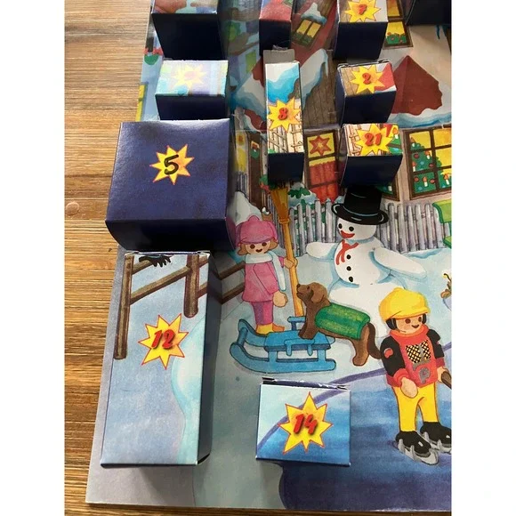 Playmobile 5711 Santa Advent Calendar Play Set Vintage Y2K Christmas - Picture 5 of 15